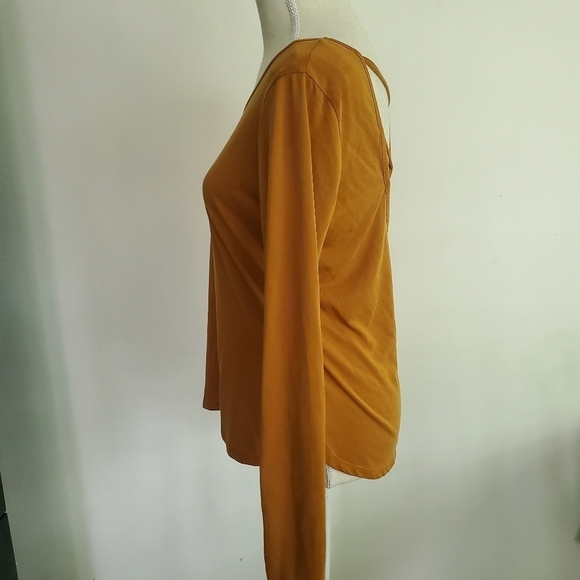 Betsey Johnson Performance Strappy Back Activewear Top - Picture 3 of 8